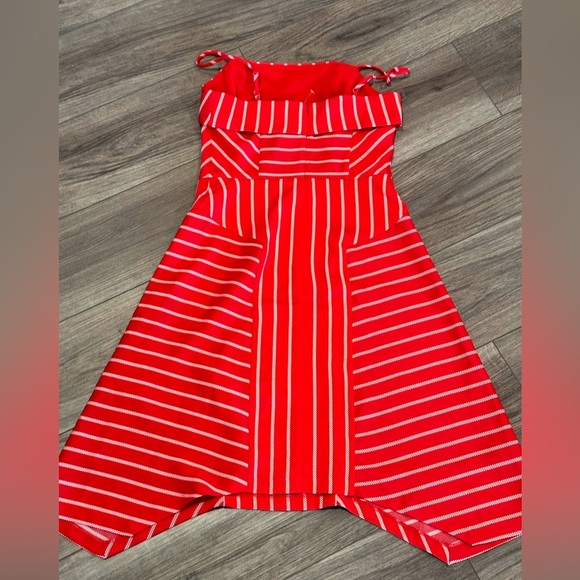 NWT Banana Republic Asymmetrical Handkerchief Hem Fit and Flare Red Stripe Dress - Picture 5 of 6
